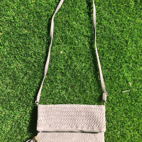 Lulus Leave it to Me Gray Clutch - Picture 2 of 12